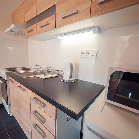 Διαμέρισμα Falcon Street No.72 *